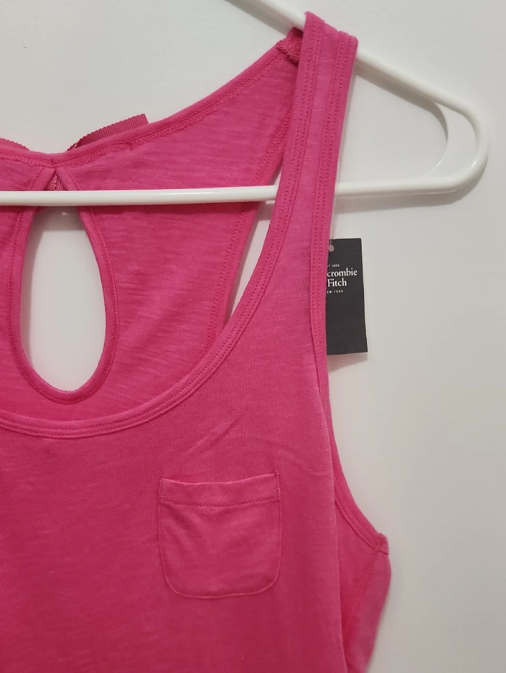 NWT Abercrombie & Fitch Women's Pink Tank Top Size Large - Picture 4 of 9